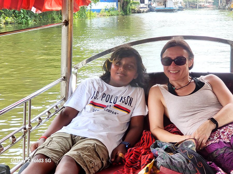 homestay and boating